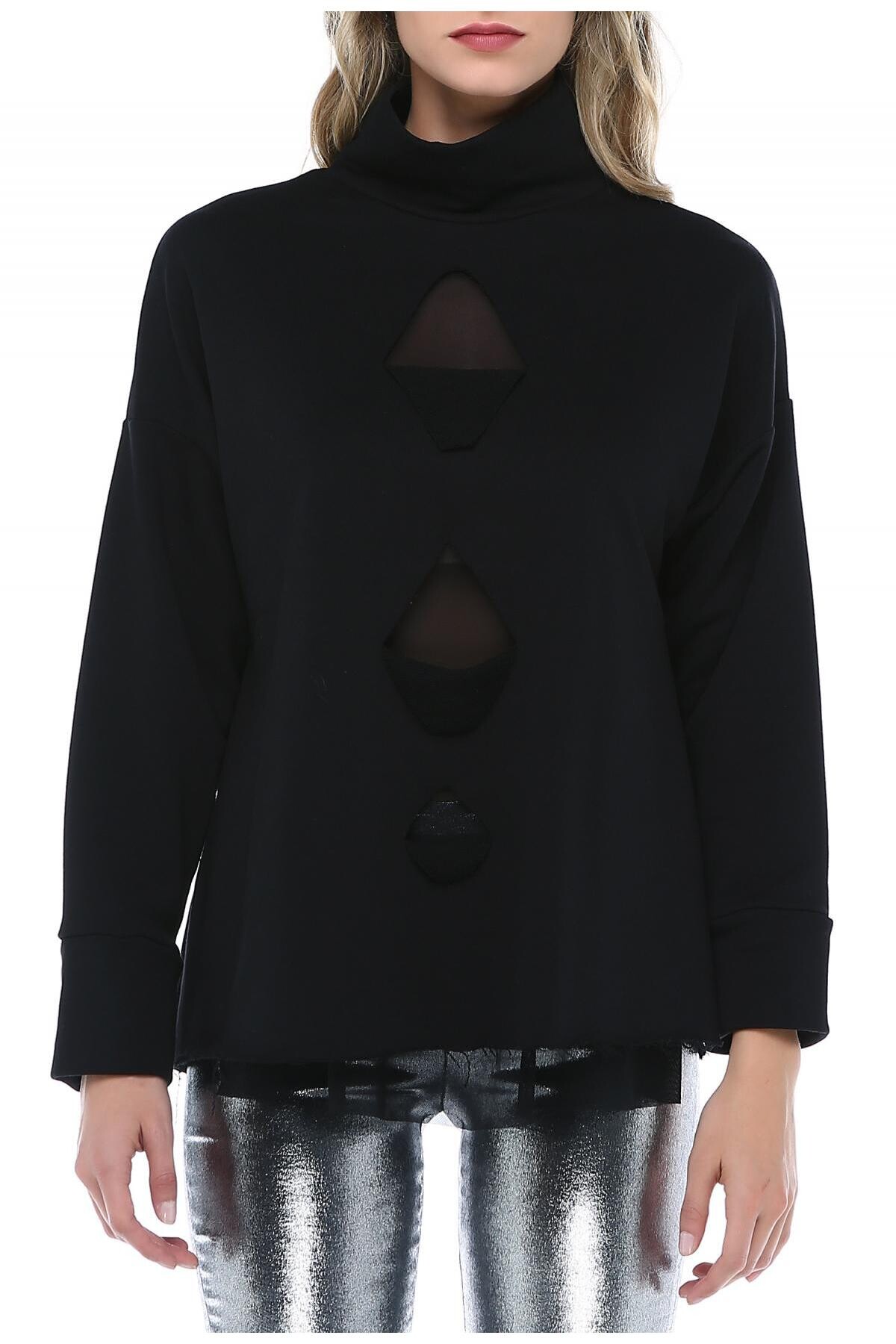SWEATSHIRT  