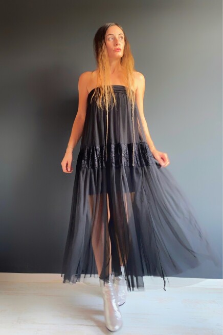 DANTEL TÜL STRAPLEZ ELBİSE 