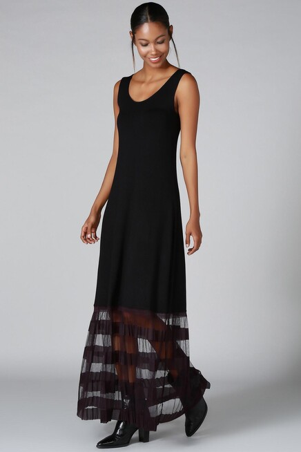 ETEK UCUNDA TÜL ELBİSE  