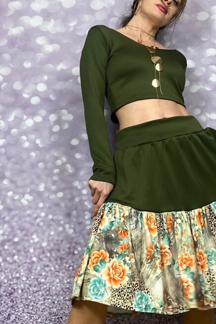 LİKRALI BALERİN YAKA CROP HAKİ SCUBA BLUZ