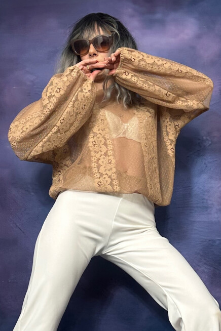 BALON KOL DANTELLİ BEJ BLUZ