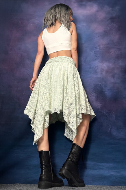 UÇUK MAVİ ASİMETRİK DANTEL ETEK