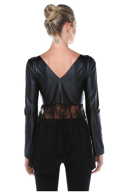 DANTEL DETAYLI DERİ BLUZ  