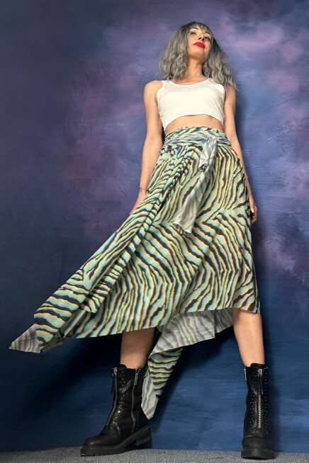 DESENLİ TÜL ASİMETRİK ETEK