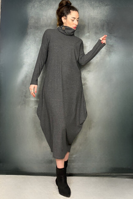 DÖKÜMLÜ OVERSİZE YUMOŞ MAXİ ELBİSE