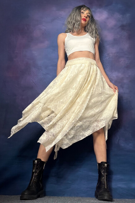 EKRU DANTEL ASİMETRİK ETEK