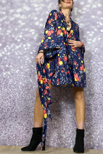 GÜL DESENLİ MİCRO KUMAŞ KİMONO