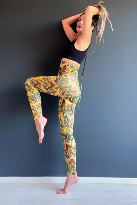 ZİGZAG ÇİZGİLİ YÜKSEK BEL MİCRO TAYT 